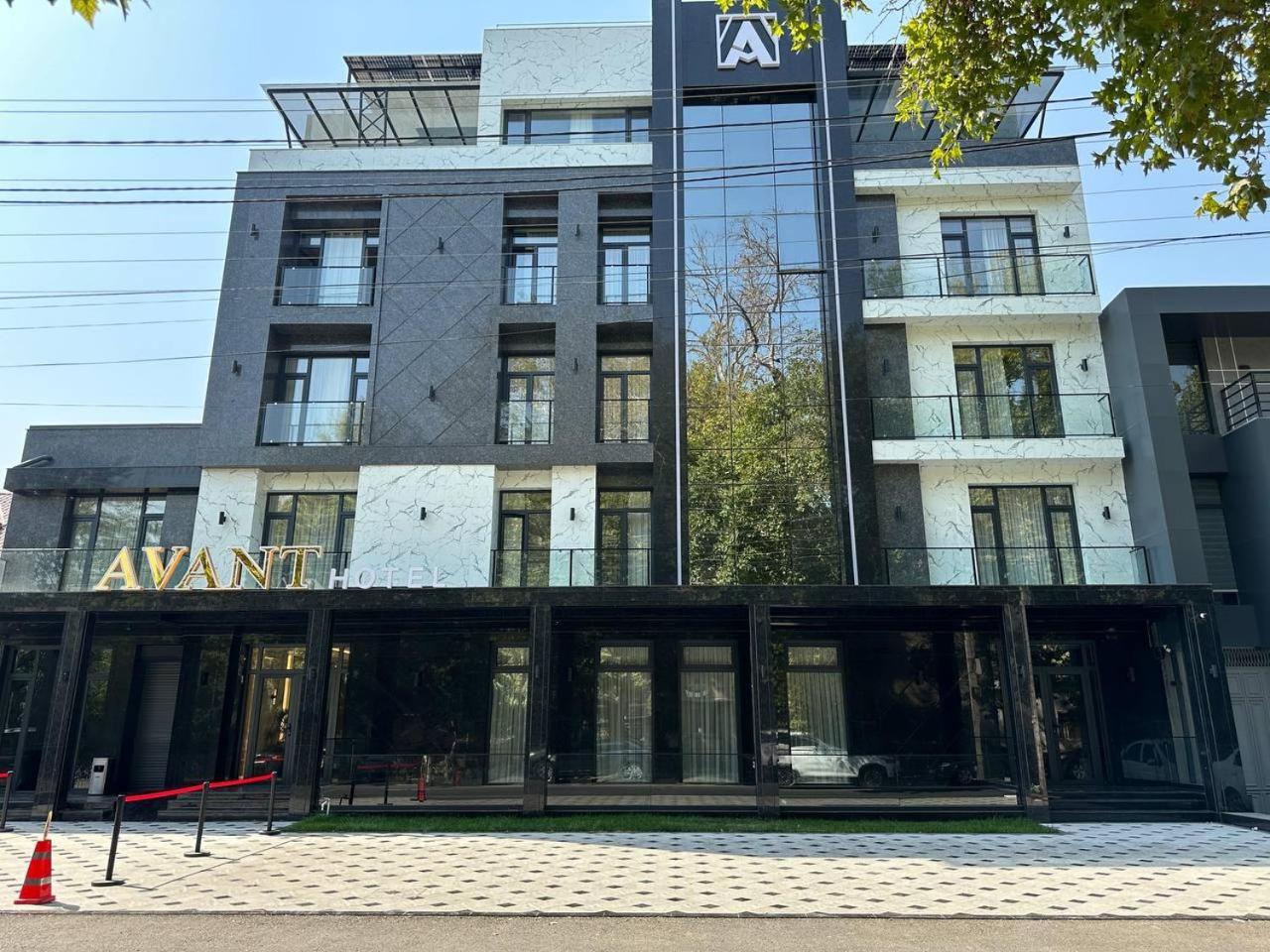 Avant Express Hotel Pool&Spa Ташкент Экстерьер фото